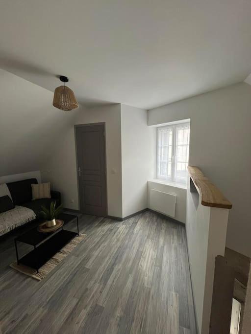 Sepmes Charmante Maison De Bourg Cosy Acces Wifi מראה חיצוני תמונה