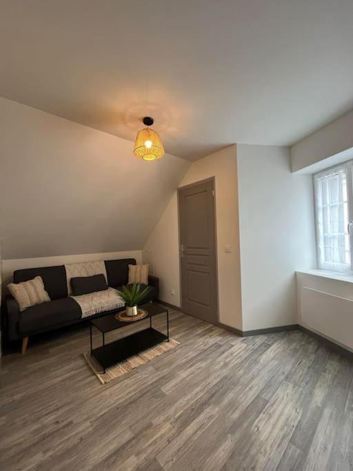 Sepmes Charmante Maison De Bourg Cosy Acces Wifi מראה חיצוני תמונה