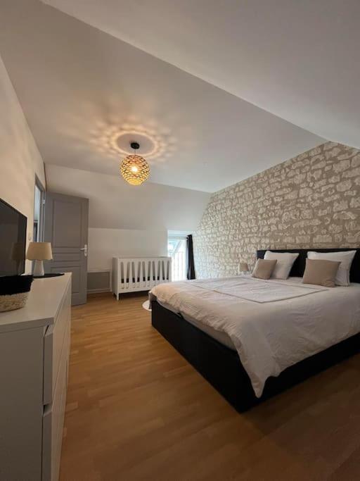 Sepmes Charmante Maison De Bourg Cosy Acces Wifi מראה חיצוני תמונה